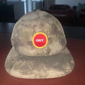 OBEY Propaganda Camo Red Logo Snapback 1SZ